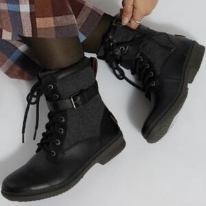 Ugg Australia Women Kesey Leather Waterproof Boots shoes sz 9.5